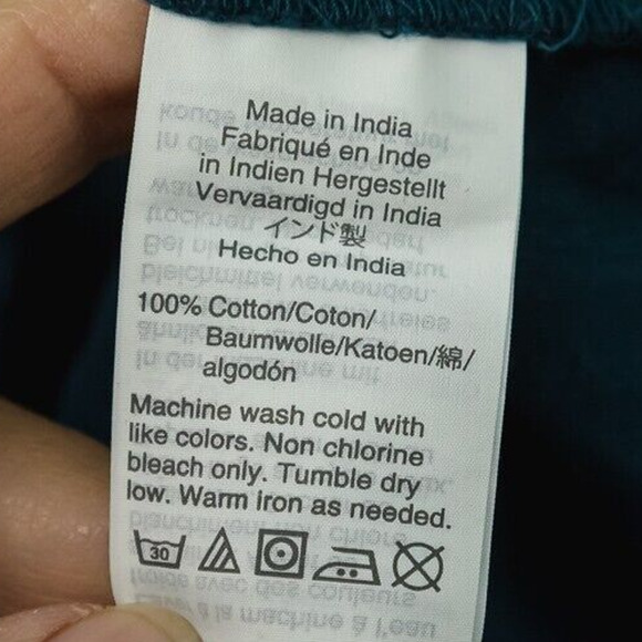 Point Sur Size 4 Blue Swiss Dot Textured Ruffle Button Popover Long Sleeve Top - Picture 4 of 6